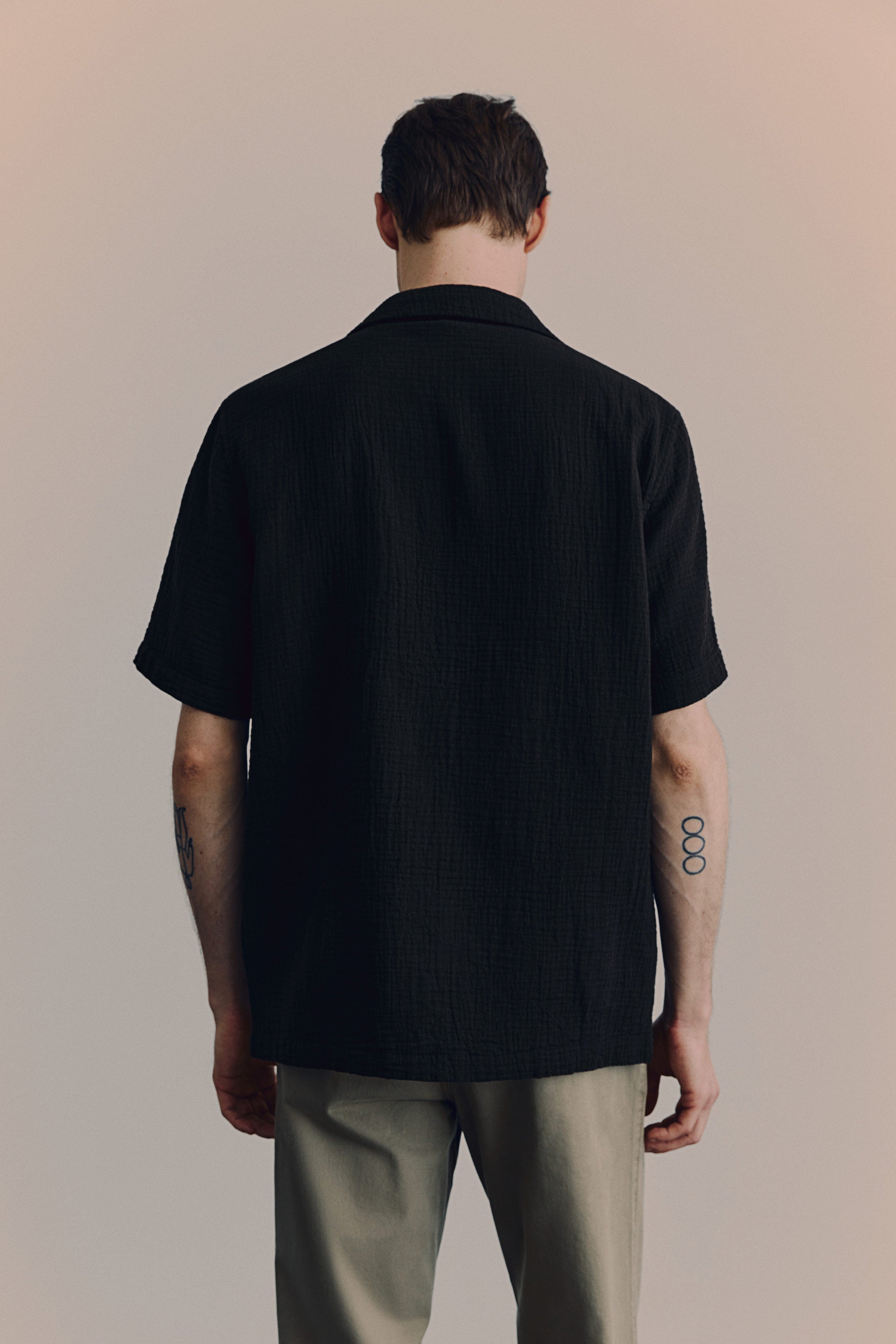 Crinkle Textured  Cuban Collar Shirt - Raven Black